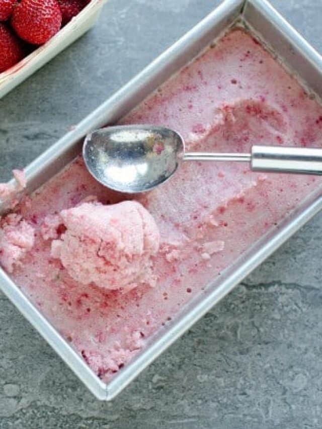 cropped-strawberry_banana_ice_cream_df-5.jpg