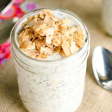toasted coconut overnight oats